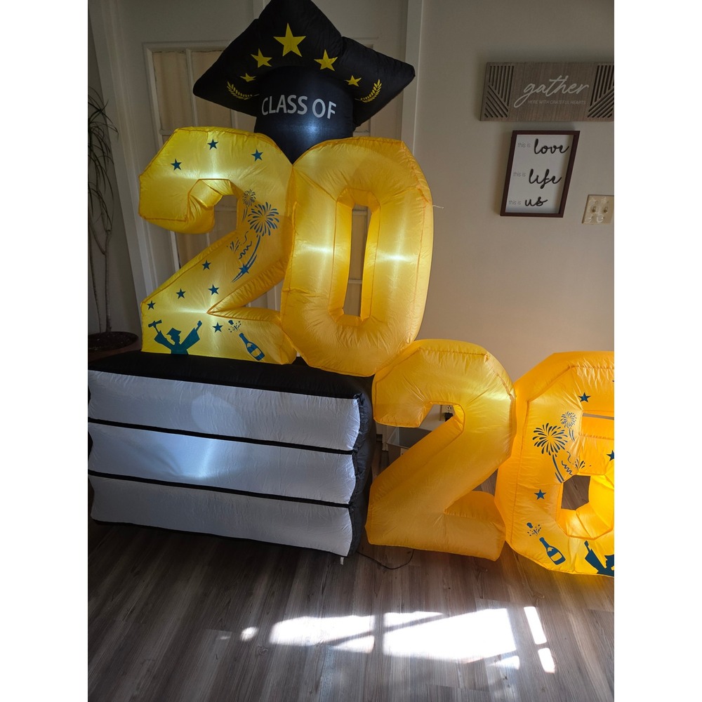 Class of 2026 Inflatable Graduation Yard Decoration LED Lighted Party Decor